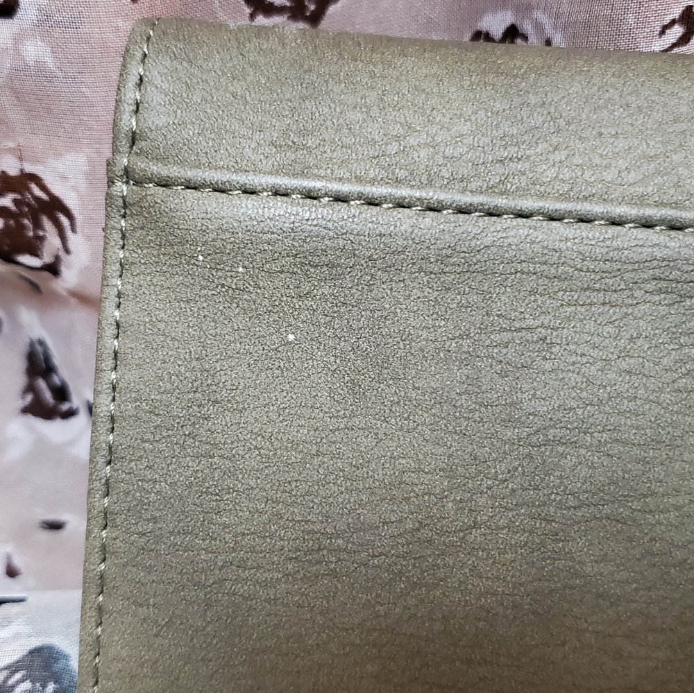 Leather Wallet - Picture 4 of 10